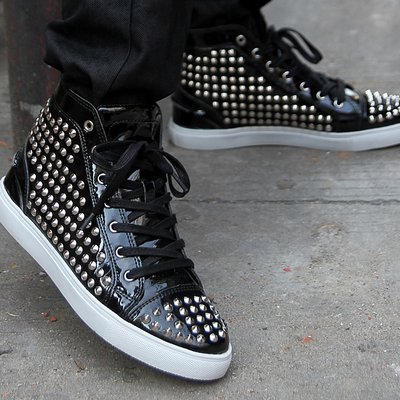 Men’s studded sneakers