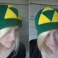 Zelda Triforce Fleece Hat - Thumbnail 4