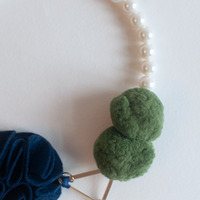 Navy Blue Felt Flower Green Balls Statement Necklace NL0828 - Thumbnail 4