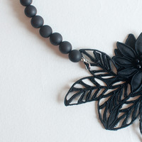 Black Lace Flower Onyx Matte Necklace NL0689BC - Thumbnail 3