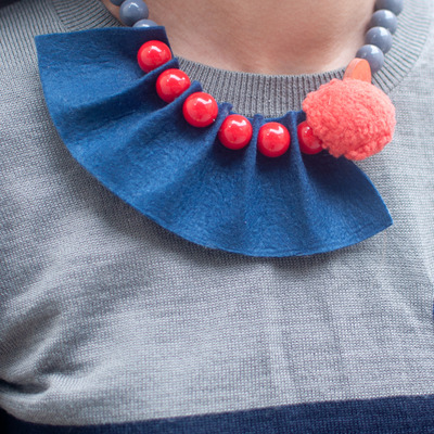 Felt ball chain necklace nl0856