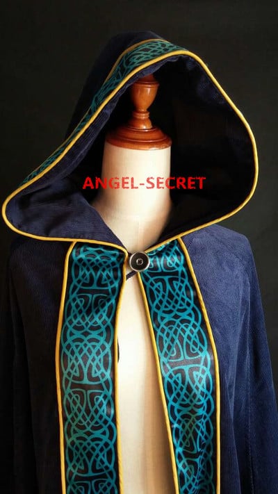 CL21 Princess Merida Long cloak the brave made of corduroy