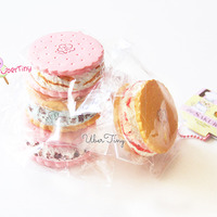 Cafe Sakura Icecream Cookie Squishy (licensed) - Thumbnail 1