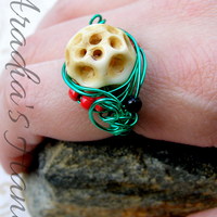 All The Pretty Bones - Thumbnail 4