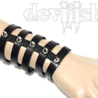 Leather bracelet