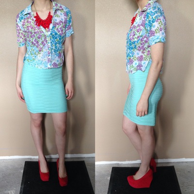 Delia's floral tee - xs