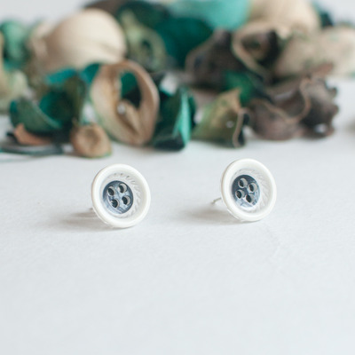 Vintage white button earrings er0839 - Thumbnail 4
