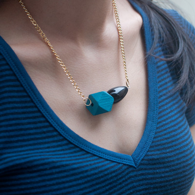 Green blue geometric black teardrop wood plastic arcylic beaded necklace nl0733 - Thumbnail 5