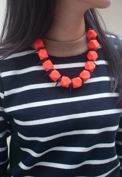 Hexagonal Cylinder Bid Orange Black Statement Necklace NL0607