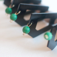 Character Flatten Plastic Plate Beaded Statement Necklace NL0647 - Thumbnail 3