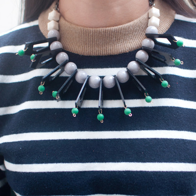 Character flatten plastic plate beaded statement necklace nl0647 - Thumbnail 5