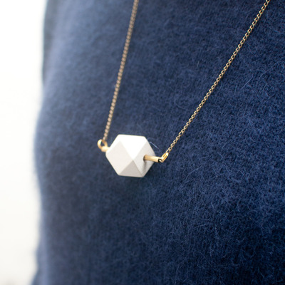 Simple geometric bead necklace nl0858