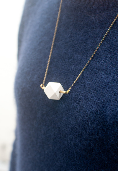 Simple Geometric Bead Necklace NL0858