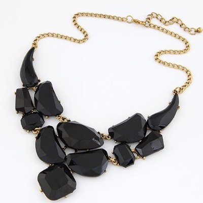 Black geo chunky necklace