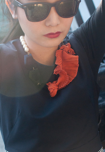 Veil Orange Wedding Glass Pearl Letter D Character Statement Necklace, NL0754