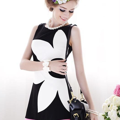 Flower print knee length dress