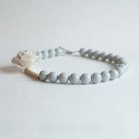 Flower Gray Resin Beaded Wedding Necklace NL0868 - Thumbnail 1