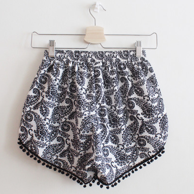 Paisley pom-pom high waist shorts