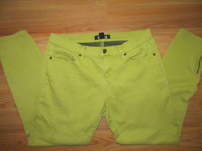 Size 7/8 Forever 21 Skinny Jeans