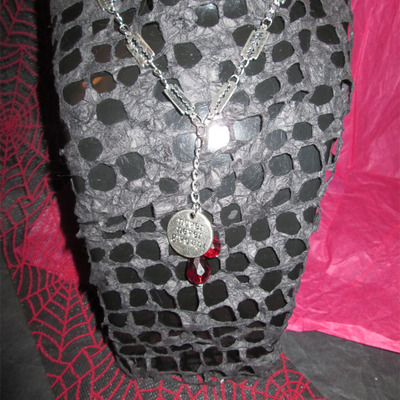 “never give up” self-harm razor blade and blood drops necklace - Thumbnail 4