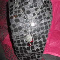 “Never Give Up” Self-Harm Razor Blade and Blood Drops Necklace - Thumbnail 1