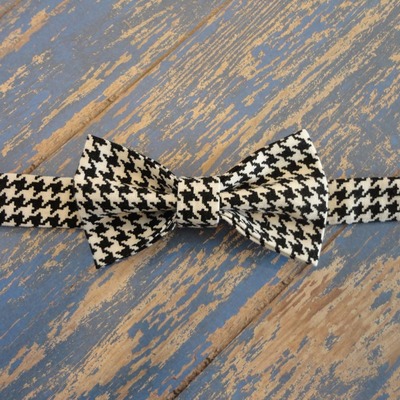 Mini hounds tooth bow tie