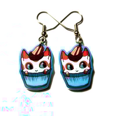 "berri"  cupcat earrings