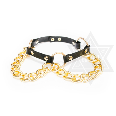 Rings chained choker
