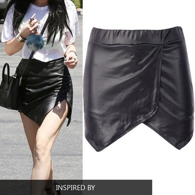 Leatherette mini skirt