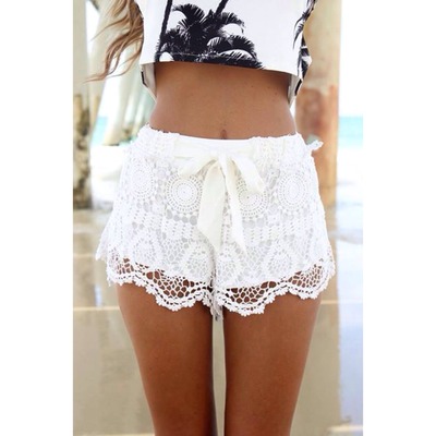 Lucca lace shorts