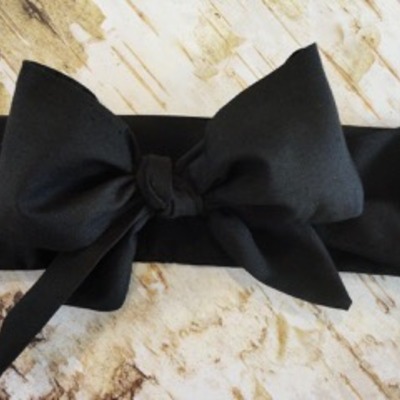 Black head wrap