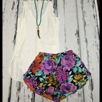 Floral Shorts - Thumbnail 3