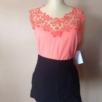 Lacy Flower Blouse  - Thumbnail 3