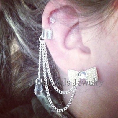 White bow swarovski ear cuff
