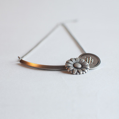 Silver flower button necklace nl0881 - Thumbnail 4
