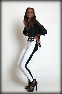 Hive Mind Laser Cut Sweatshirt - Black - Thumbnail 3