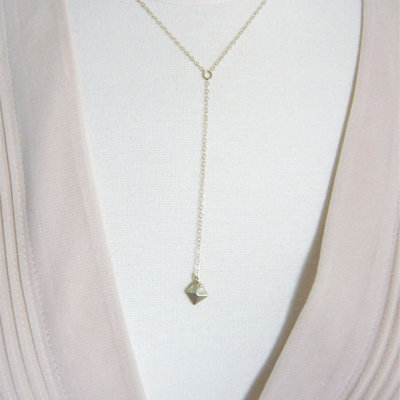 Stella lariat y necklace