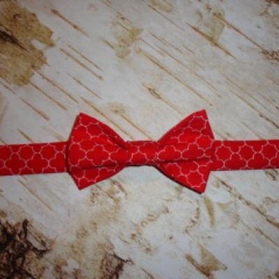 Red rover bow tie