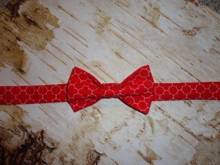 Red Rover Bow Tie