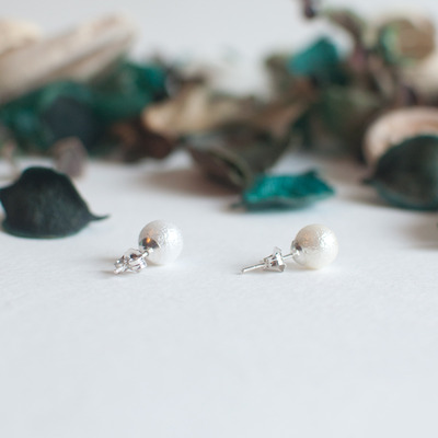 Cotton pearl earrings er0885