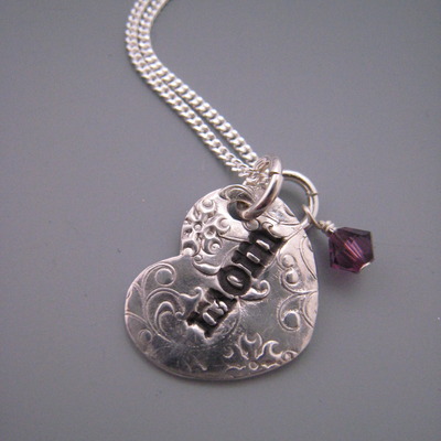 Mom heart necklace with 1 birthstone