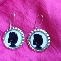 Silhouette w/earring