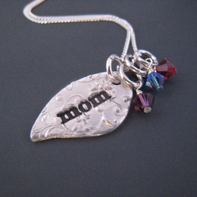 Mom leaf necklace with 3 birthstones