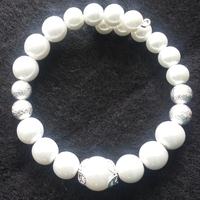 Pearly Girly - Thumbnail 2