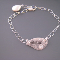 Leaf Charm Bracelet - Thumbnail 3
