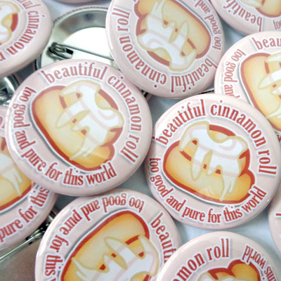 Beautiful cinnamon roll pin - Thumbnail 1