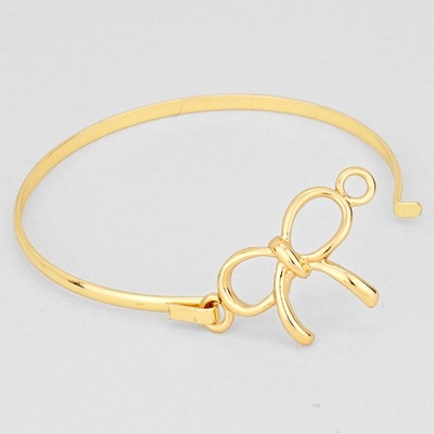 Bow bracelet