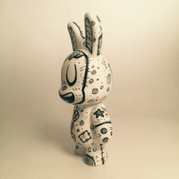 Bugga Bunny vinyl figure - Thumbnail 2