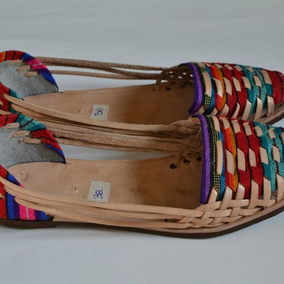 Women's caites/huaraches size 38 us 7.5