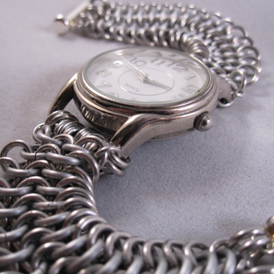 "minimalist" men's chainmaille watch (silver & white band)